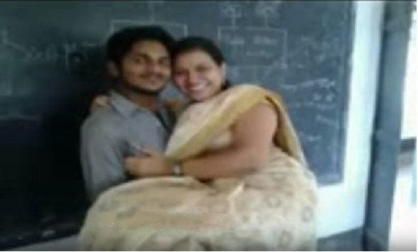 Kakinada teacher student kosam nude selfie