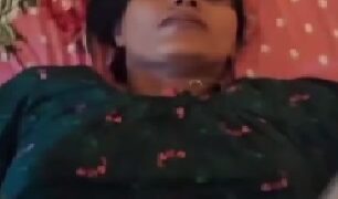 వదినతో సెక్స్ వీడియో రికార్డ్ చేస్తున్న బావమరిది