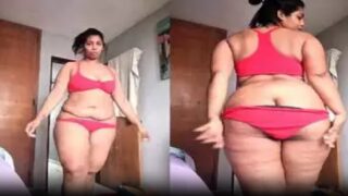 Peda gudda bhairavi aunty bikini lo nude mms