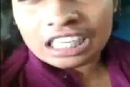 కీర్తి తన పక్కింటి వ్యక్తితో కారులో హార్డ్ సెక్స్ చేస్తోంది