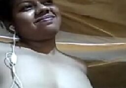 Big boobs andhra aunty nude video phone call
