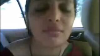 మంచి తెలుగు మహిళ పార్వతి తన ప్రియుడితో సెక్స్ mms