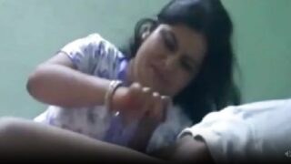 విజయవాడ ఆంటీ మేనల్లుడితో బ్లోజాబ్ సెక్స్