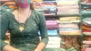 Telangana saree shop girl puku sex caught