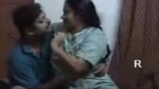 Nellore telugu guy sucking boobs of sexy vadhina