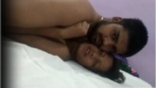 Pelli tarvata andhra wife lover tho sex chesina clip