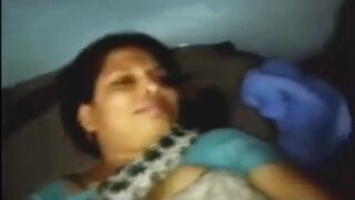 చీరలో ఆంధ్ర ఆంటీ లలిత పుస్సీలో సెక్స్ వీడియో