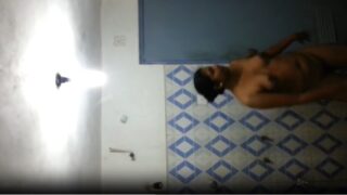 Pakkainti aunty anandi nude ha snanam chesina mms