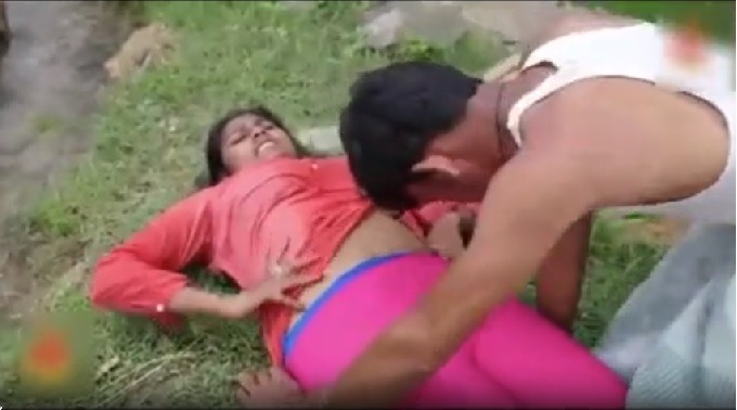 Park lo telugu ammayi abarna friend tho sex